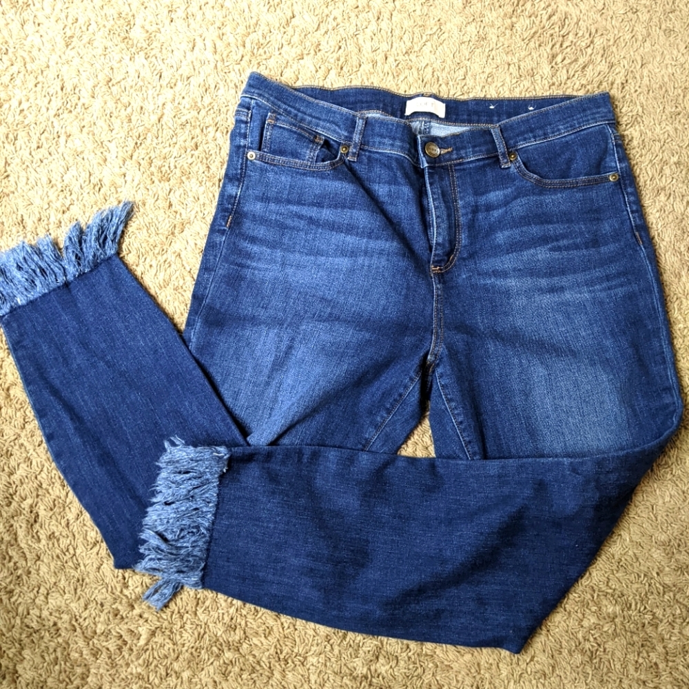 Woman's LOFT jeans size 14